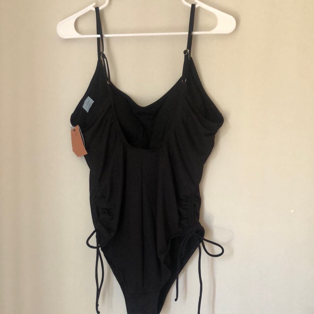 Women’s Shade & Shore One Piece Swimsuit Black - Picture 9 of 11